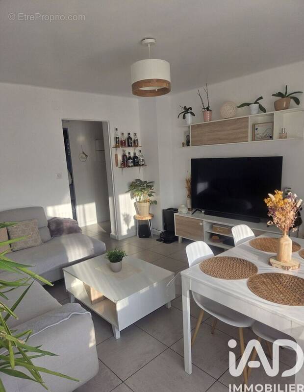 Photo 1 - Appartement à LA VALETTE-DU-VAR