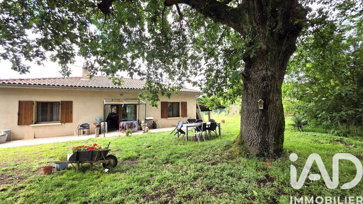 Photo 1 - Maison à SAMONAC