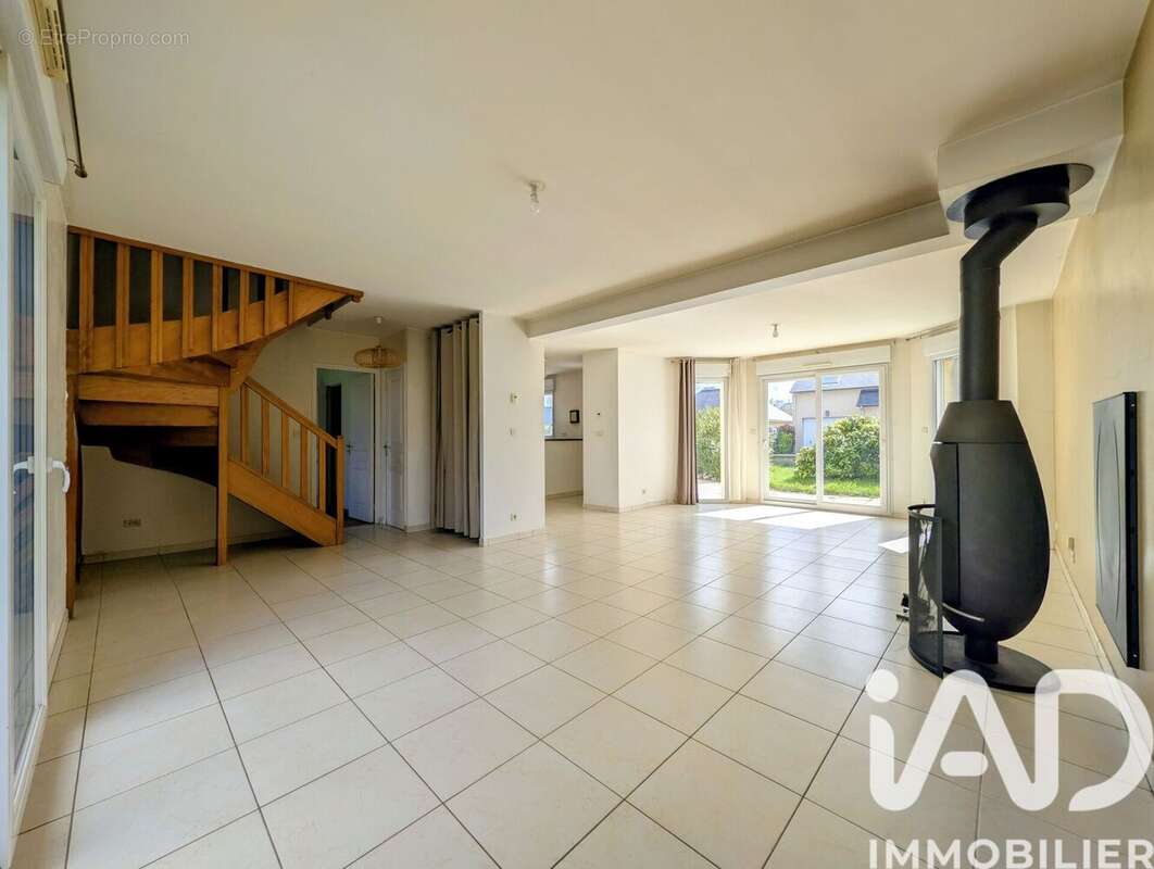 Photo 2 - Maison à TREGUEUX