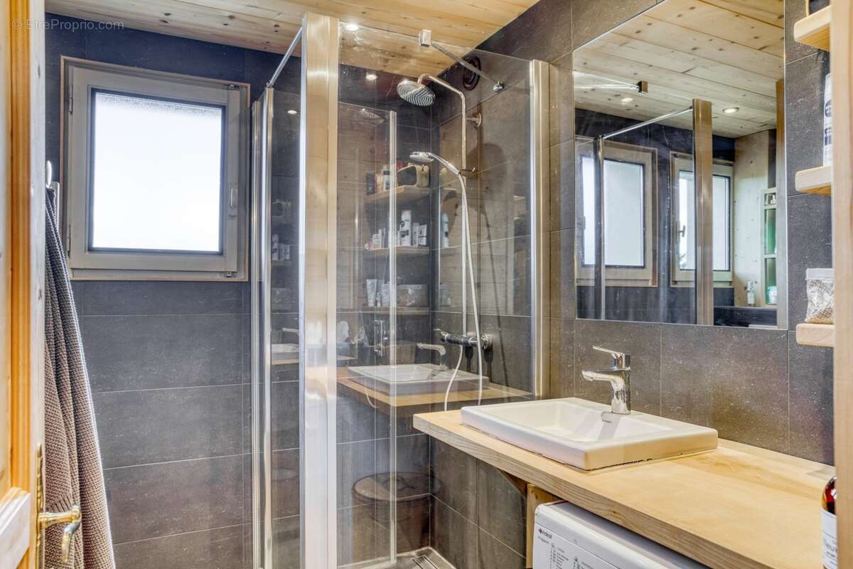 Appartement à DEMI-QUARTIER