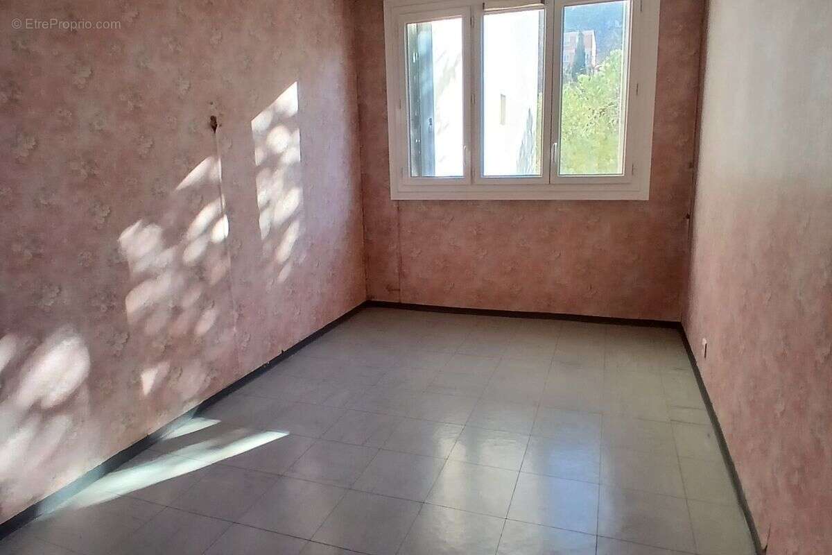Appartement à MARSEILLE-10E