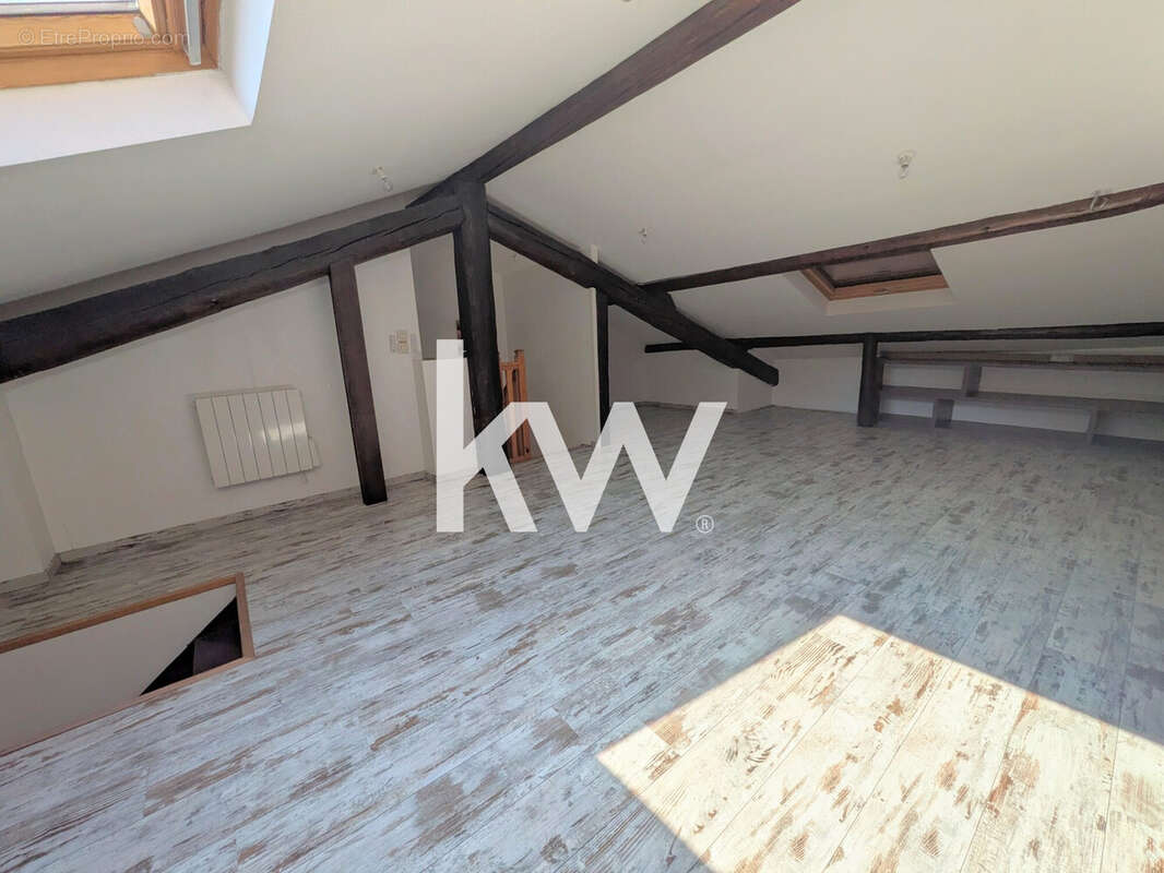 Appartement 65 m² à Saint-Etienne  - photo 5