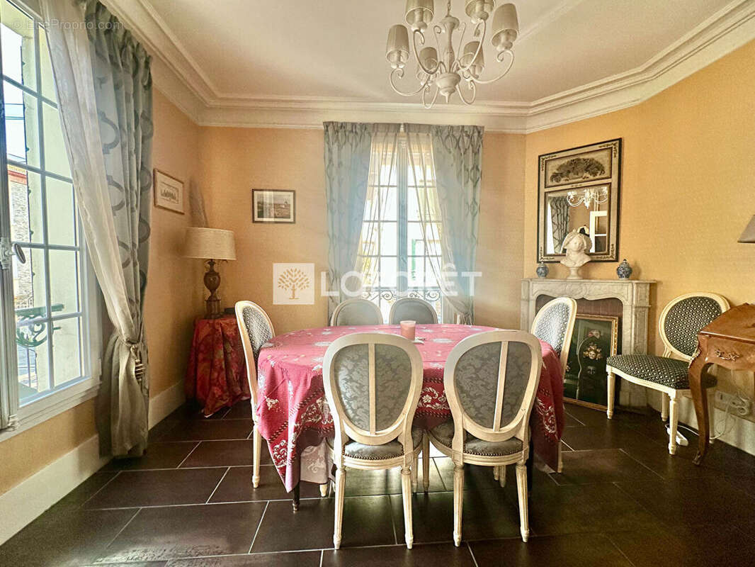 Maison à VILLEMOMBLE