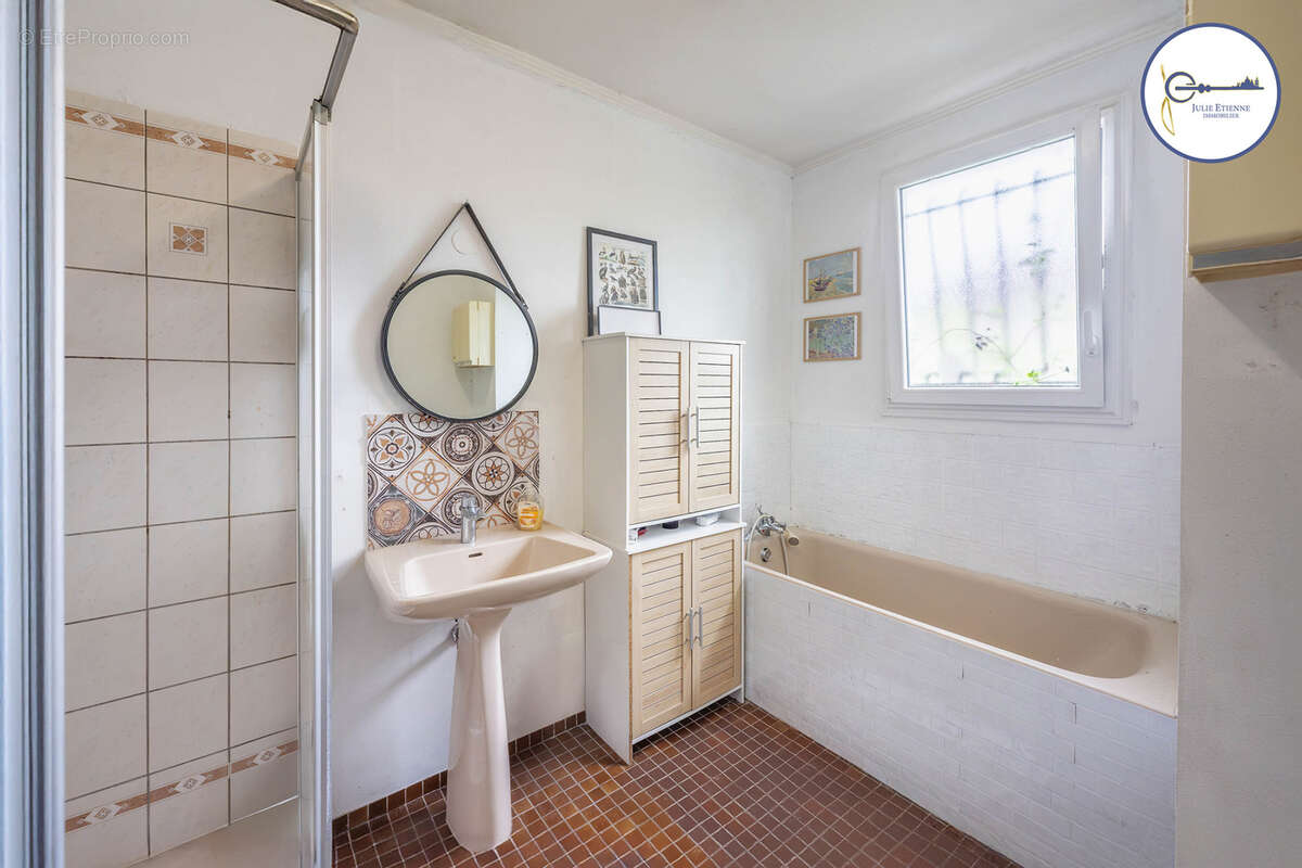 Maison à DOGNEVILLE