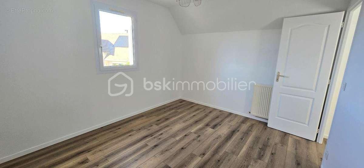 Maison à POEY-DE-LESCAR