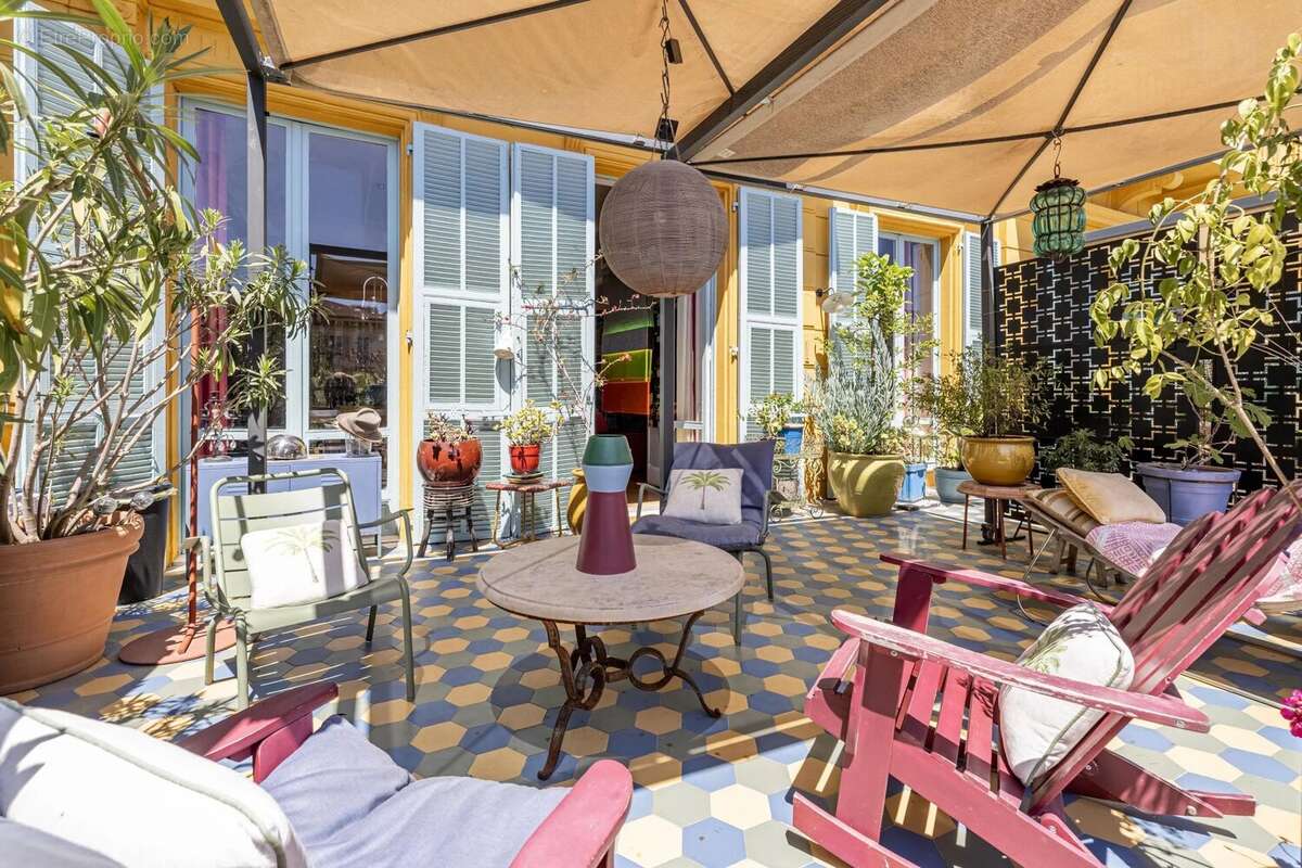 Appartement à NICE