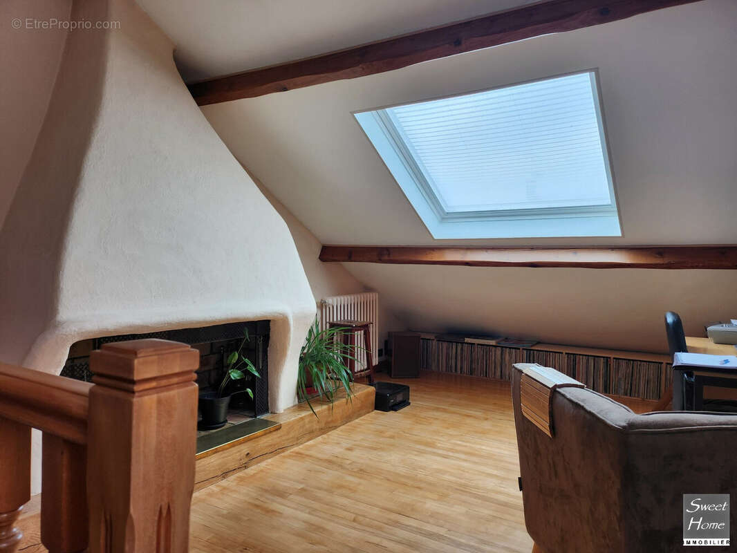 Maison à MAGNY-LES-HAMEAUX