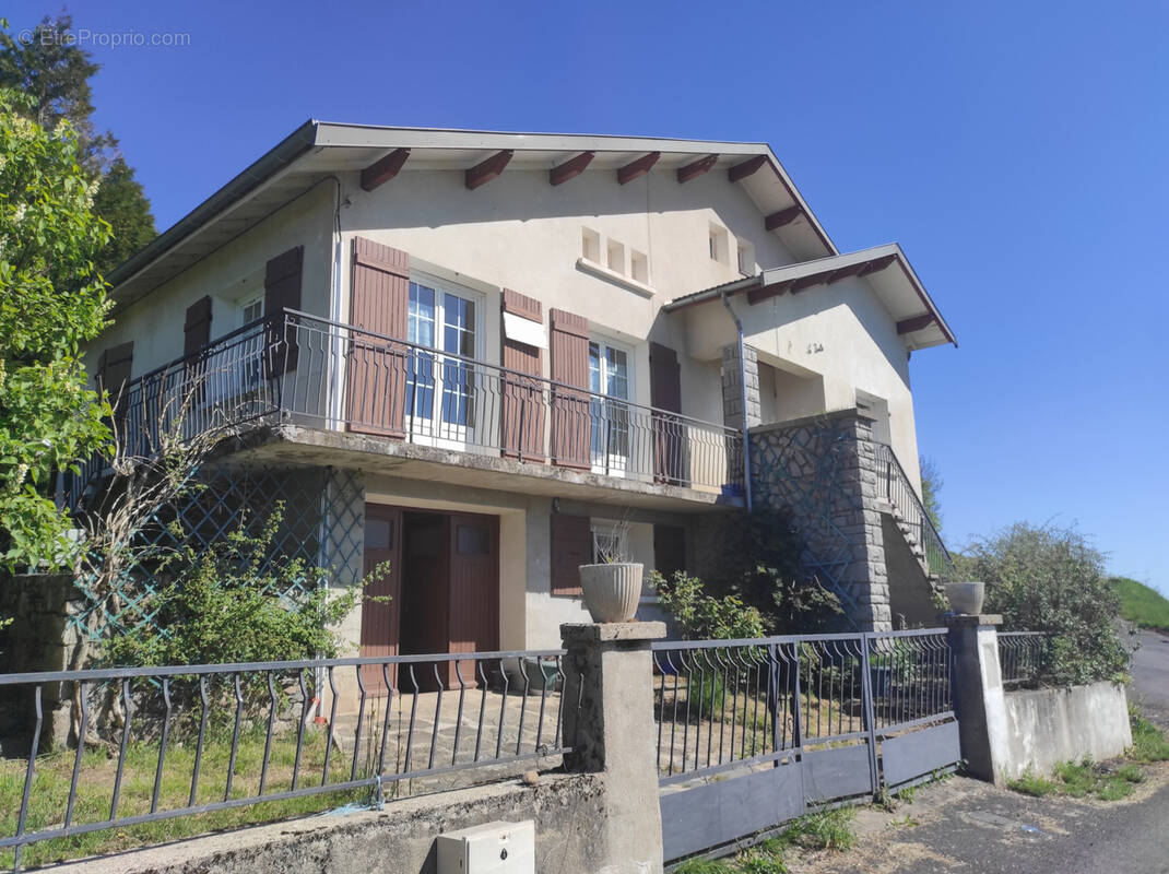 Maison à BESSAMOREL