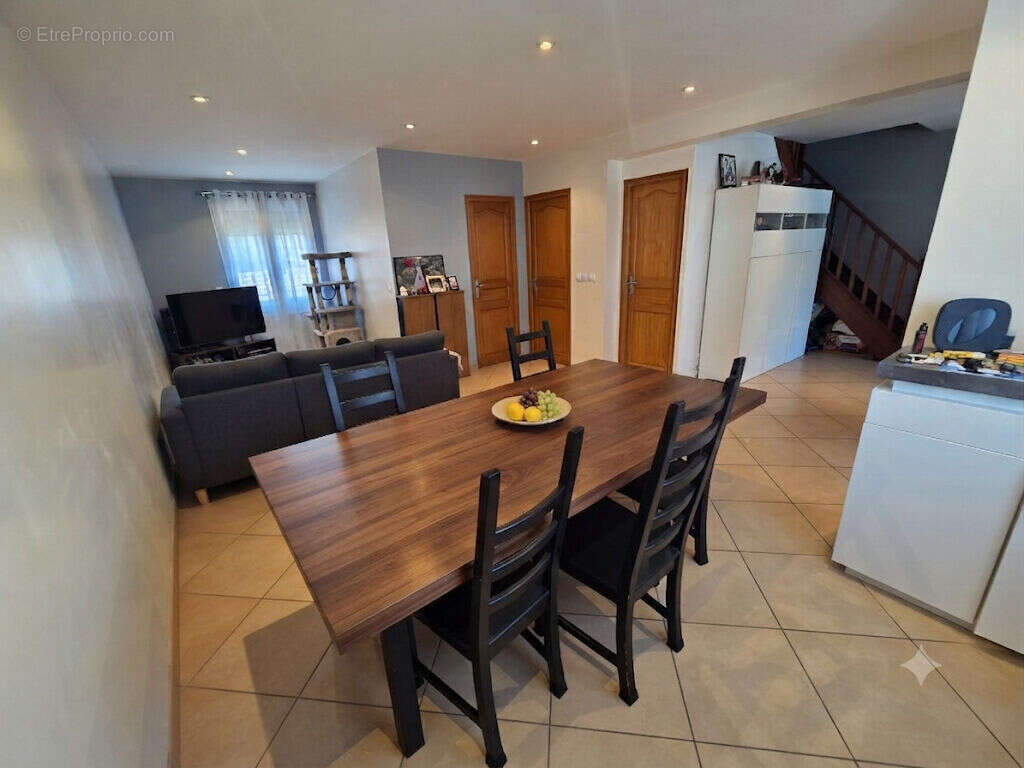 Maison familiale F5 avec sous-sol total  / Secteur gare Sevran-Livry - photo 7