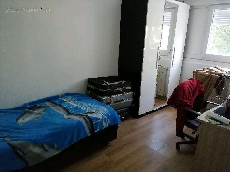 Appartement à CLICHY-SOUS-BOIS