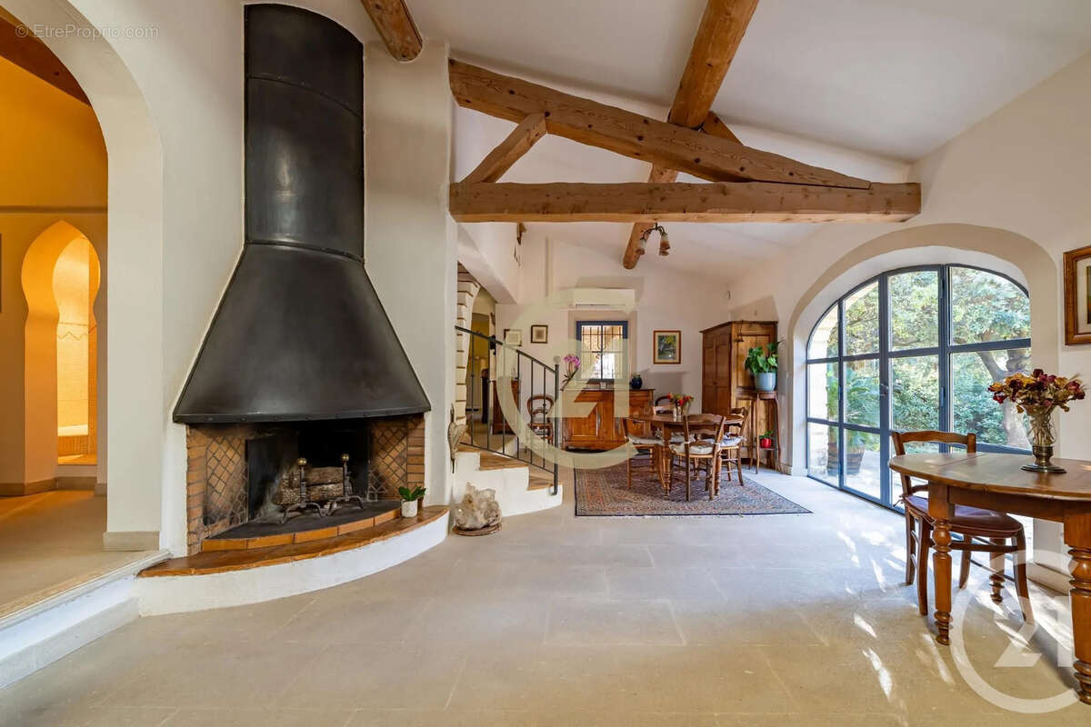 Maison à CASTILLON-DU-GARD