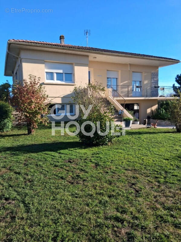 Maison à HAUT-MAUCO