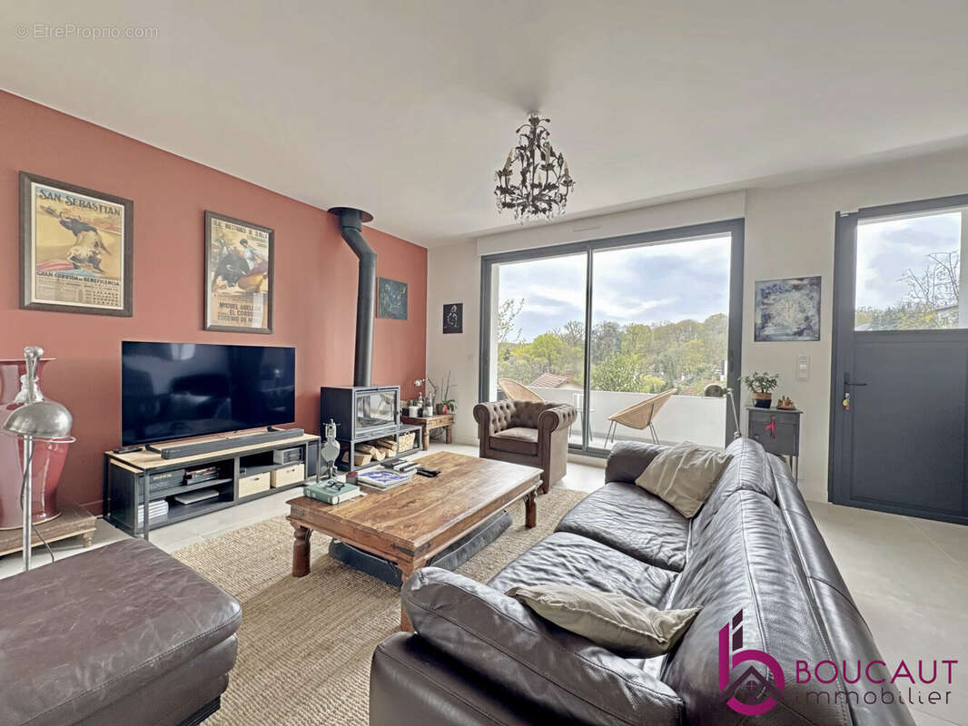 Maison à LE PLESSIS-ROBINSON