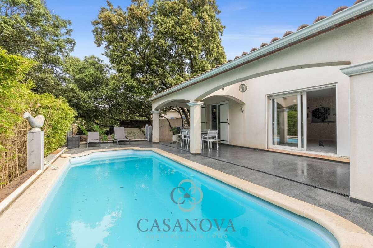 Maison à RESTINCLIERES