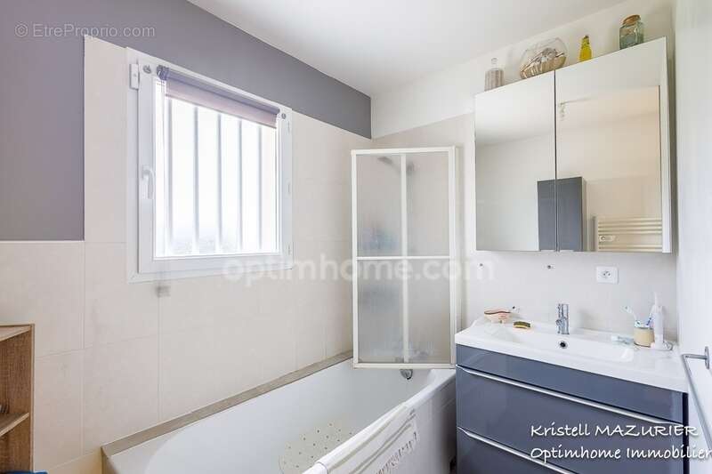 Maison à SAINT-LEONARD