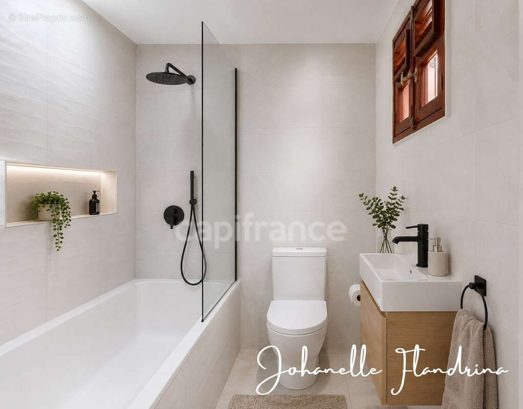 Les Abymes, Boisripeaux - Maison familiale 9 pièces de 230 m², sur 3 niveaux, garage, jardin - photo 19