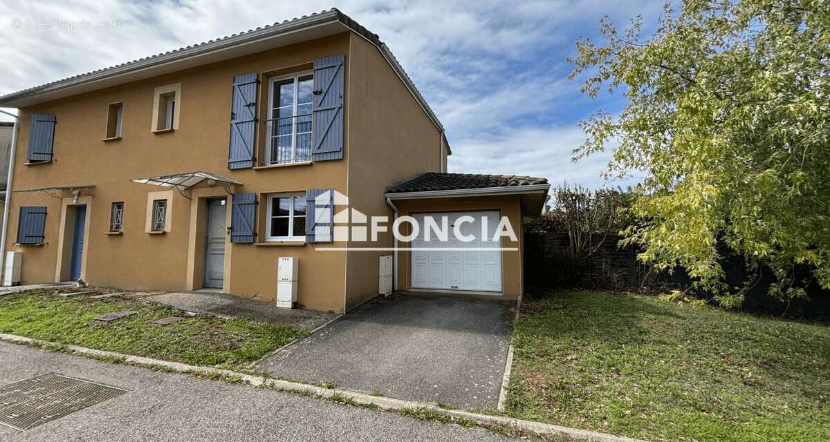 Maison à CORNEBARRIEU