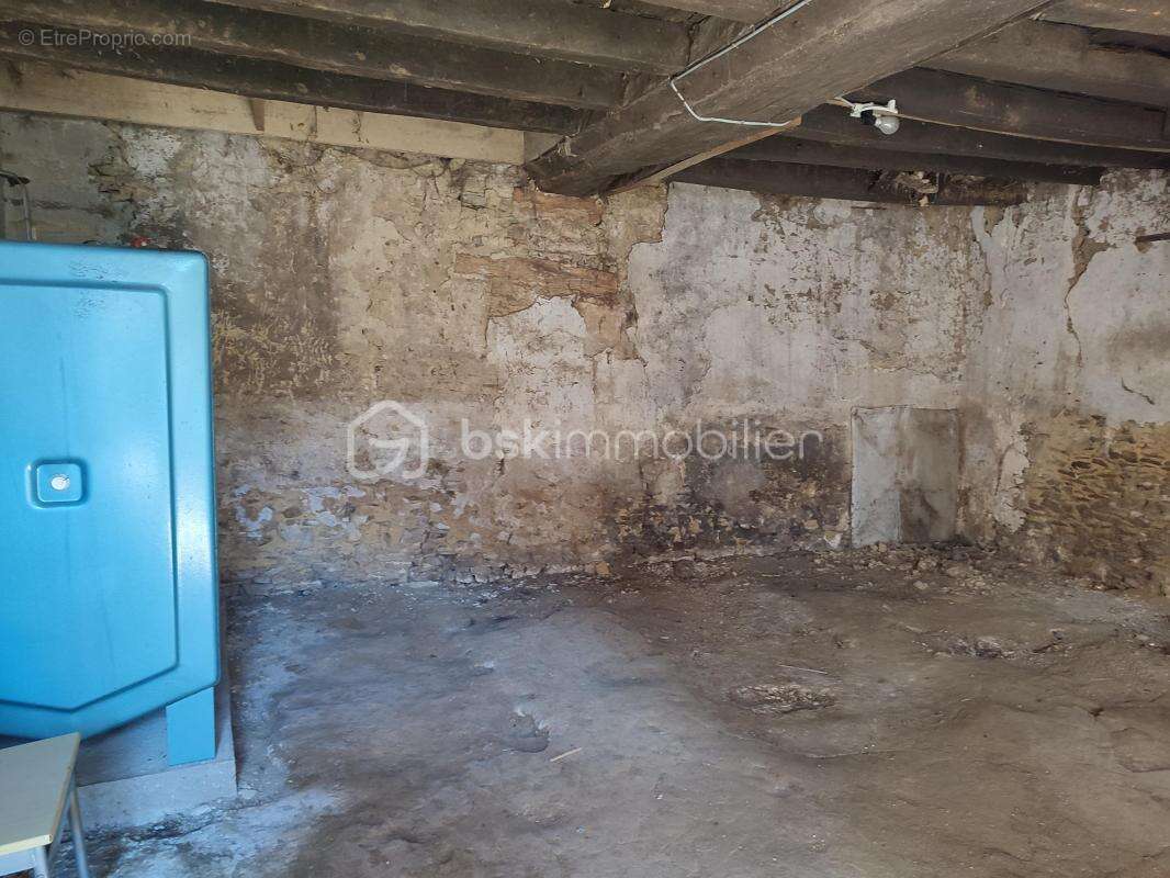 Maison à SAINT-AIGNAN-DE-COUPTRAIN