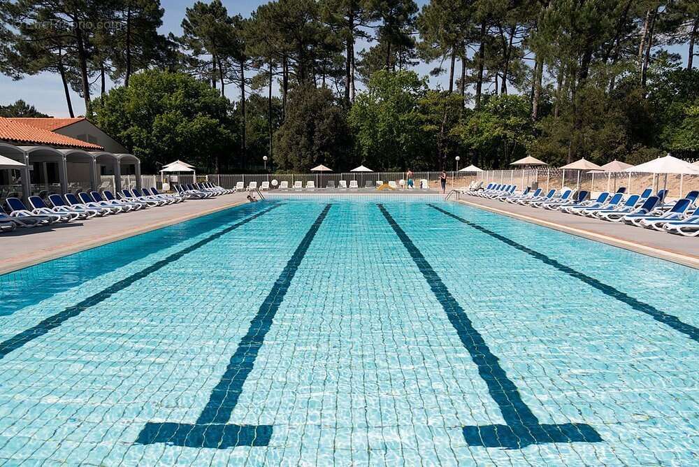 Appartement à LES MATHES