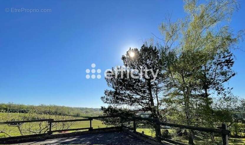 Maison à SAINT-MAURICE-L'EXIL