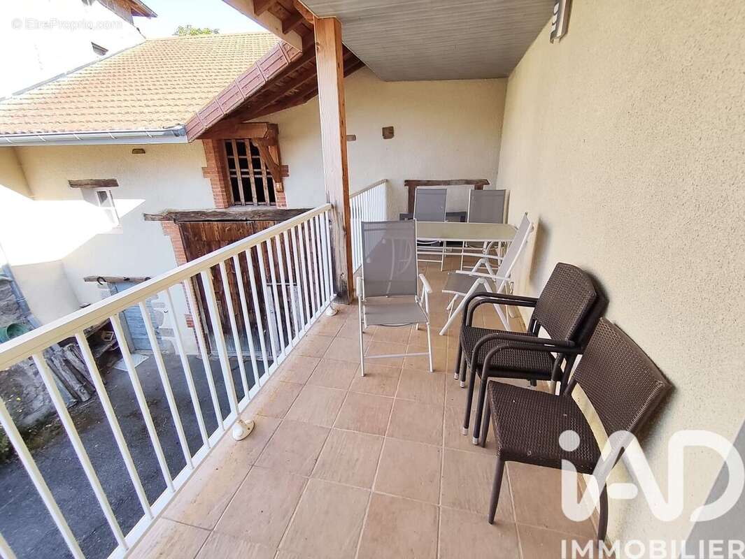 Maison 244 m² à Les Noes  - photo 7
