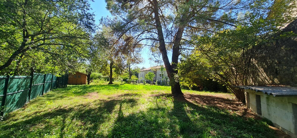 Maison à LAVAL-PRADEL
