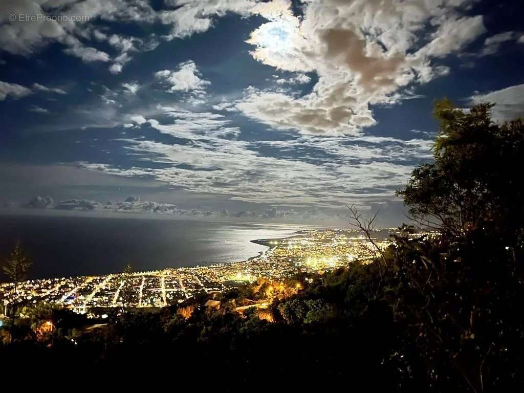 Maison à SAINT-DENIS