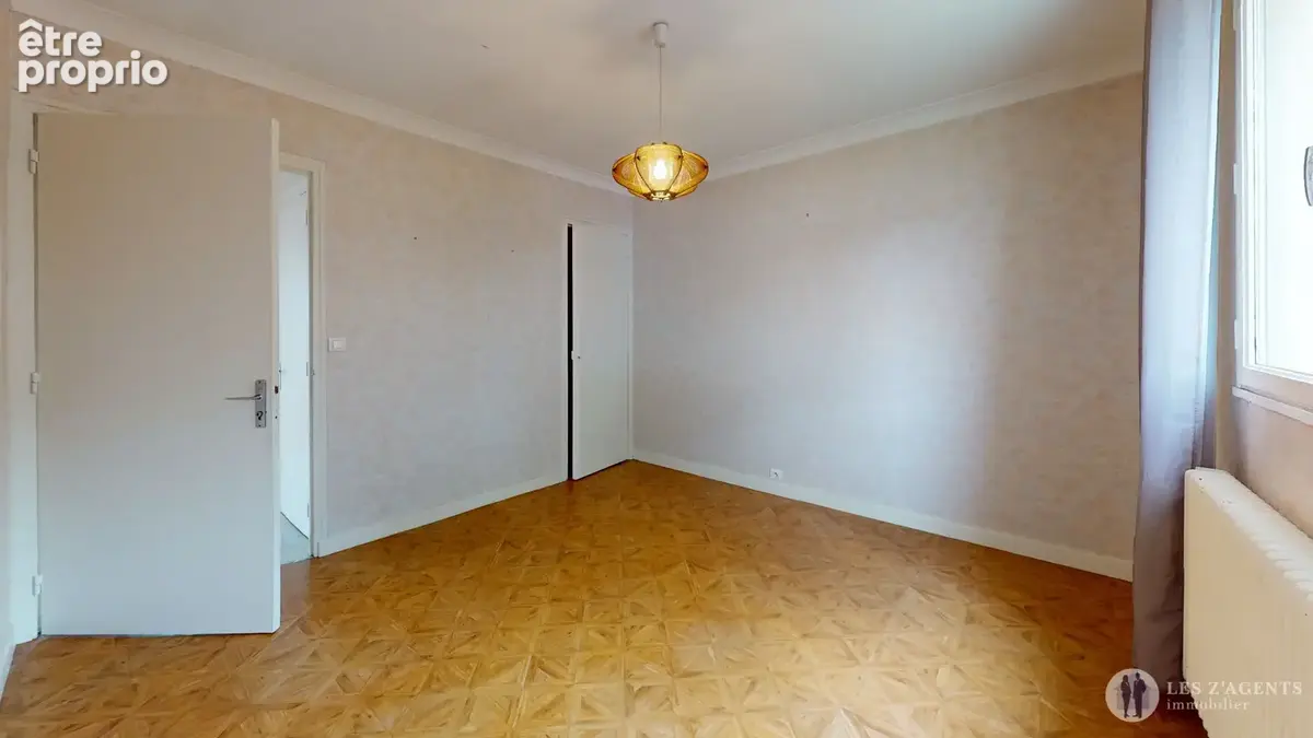 Maison Echirolles 6 pièces de 100m² sur 378m² de terrain, secteur Commanderie - photo 16