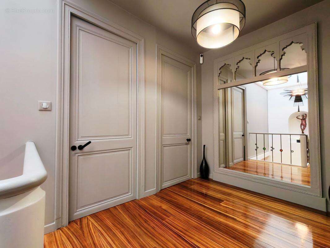 Villa d'exception avec vue mer – Une adresse prestigieuse au cœur de La Rochelle - photo 16