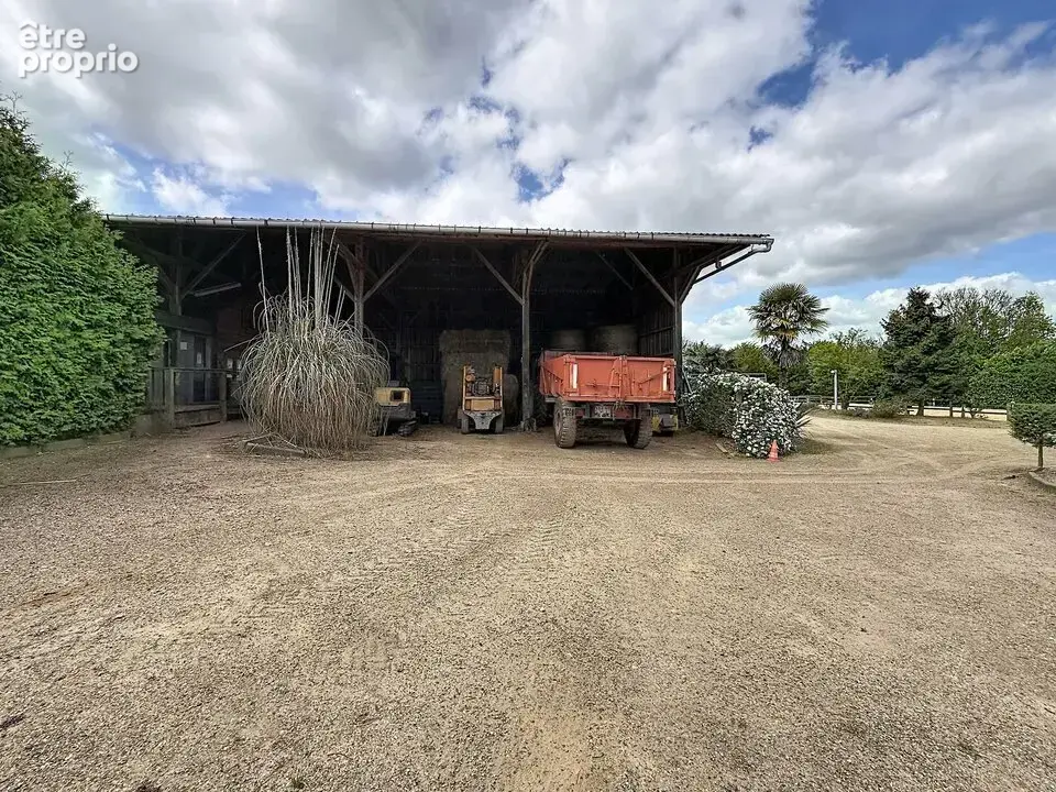 1390 m² à Franqueville-Saint-Pierre  - photo 5
