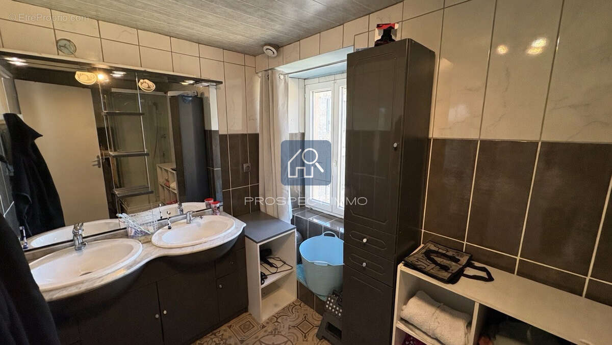 Appartement à SEVERAC-L'EGLISE