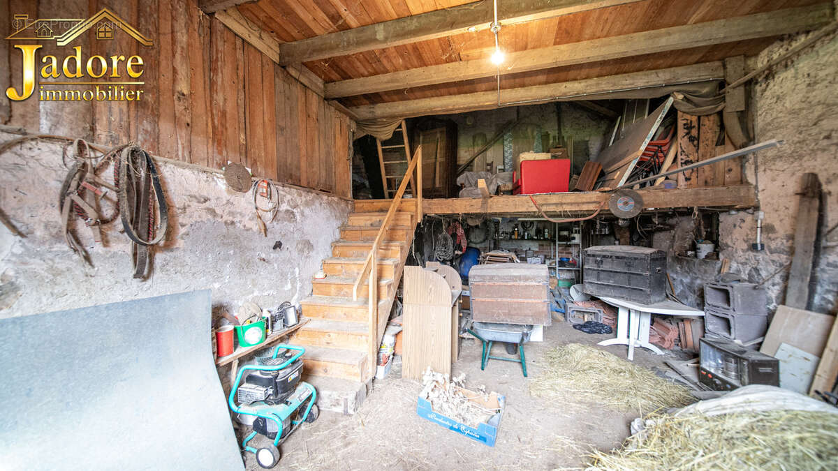 Maison 6 chambres + dependances - photo 17