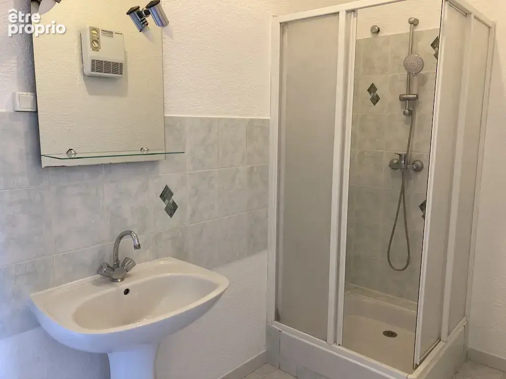 Appartement 3 pieces avec jardin privatif de 400m2 - entrages (05) - photo 4