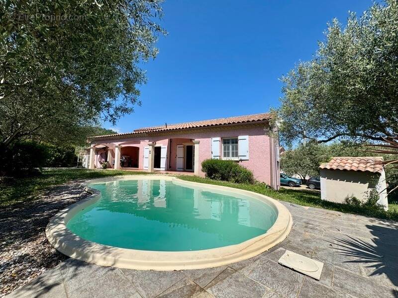 Maison à LES MAGES