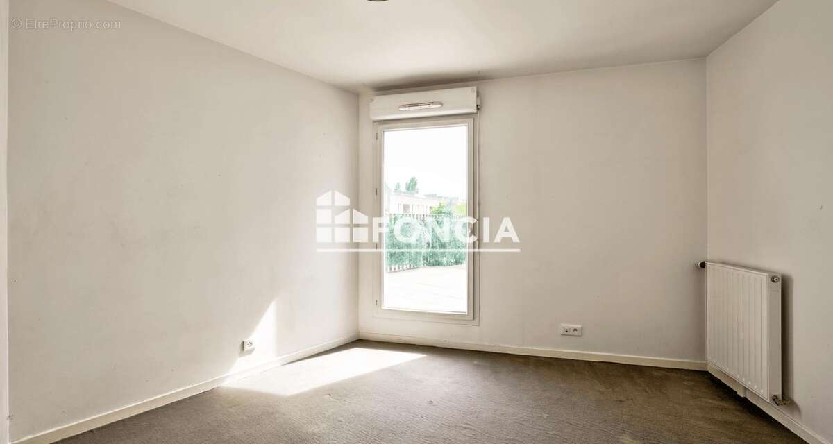 À vendre – Appartement 5 pièces de 95 m² avec exceptionnelle terrasse de 76 m² et 2 parking en sous-sol / DPE C - photo 6