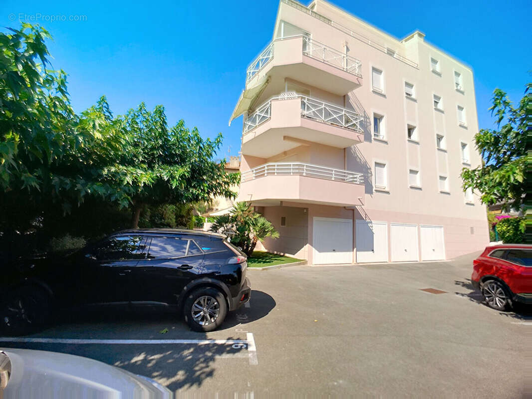 Appartement à SAINT-RAPHAEL