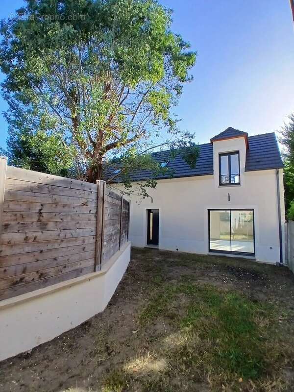 Maison à HOUILLES