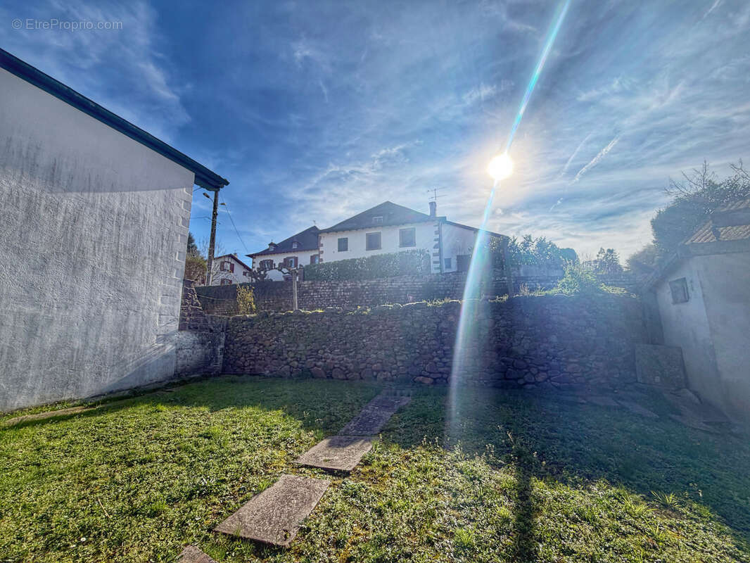 Maison à SAINT-JEAN-PIED-DE-PORT