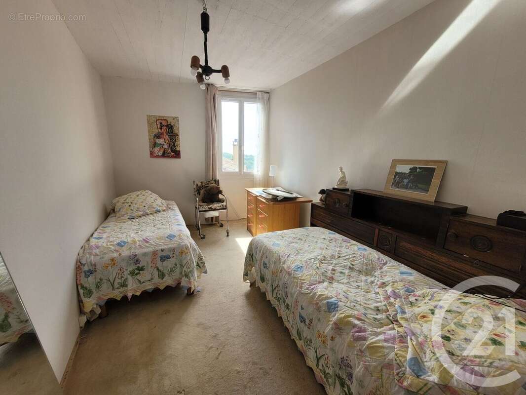 Maison 81 m² à Puycelci  - photo 6