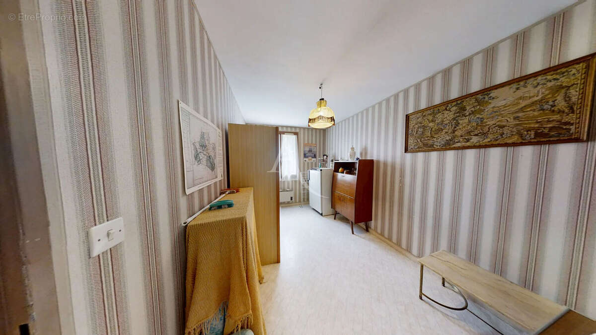 Maison de plain-pied, Neuville-Aux-Bois ( 45 ) - photo 7