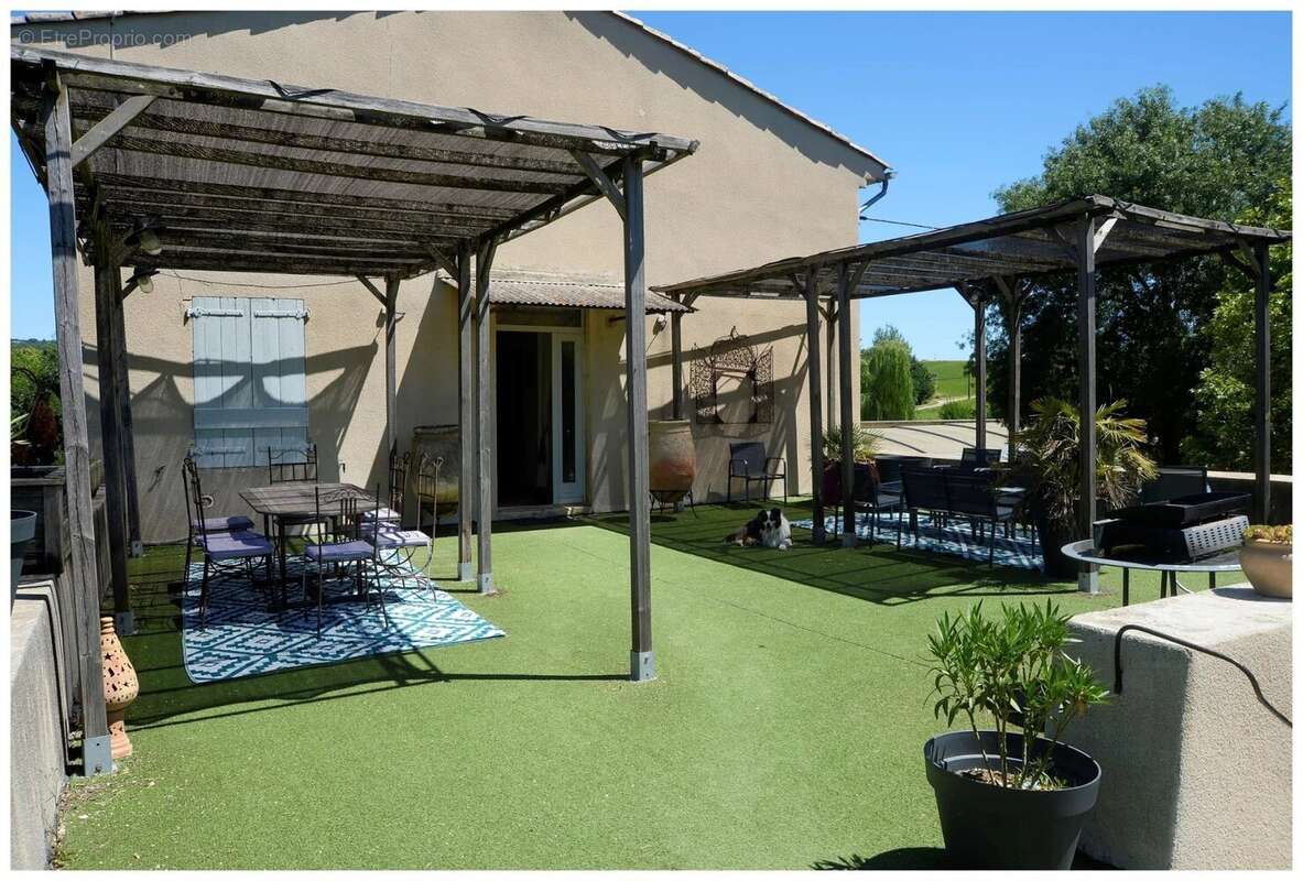 Appartement à CHOMERAC