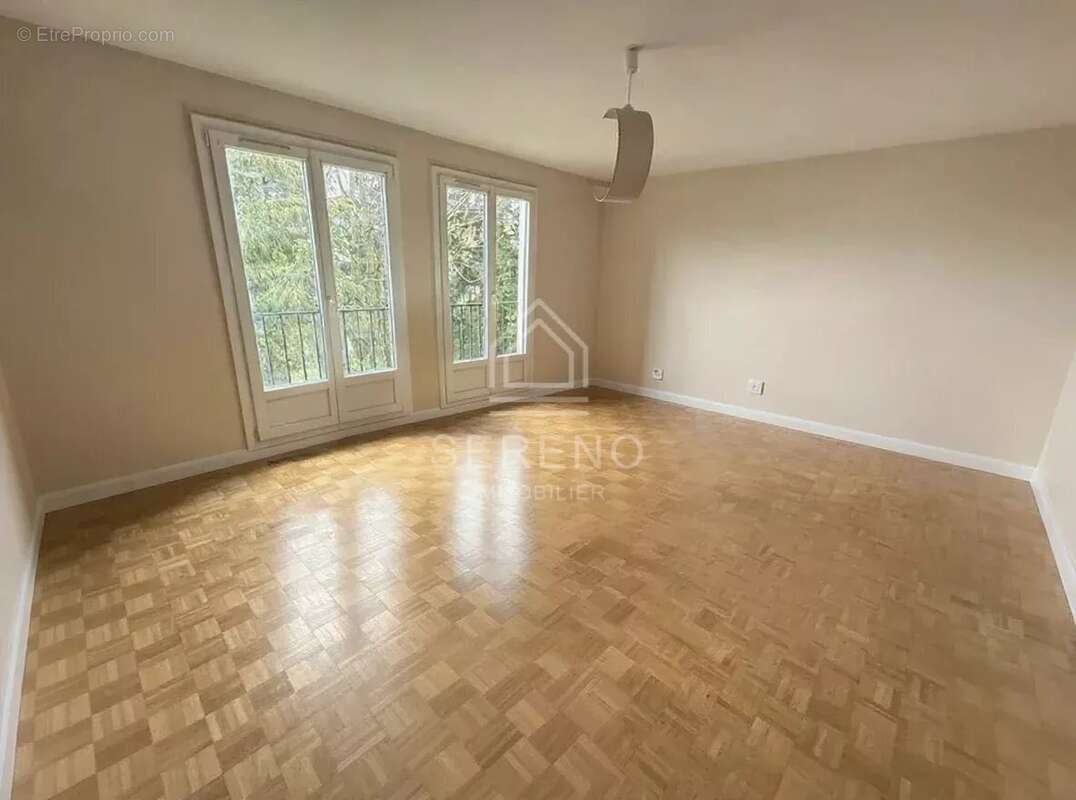 Appartement à NOGENT-SUR-MARNE