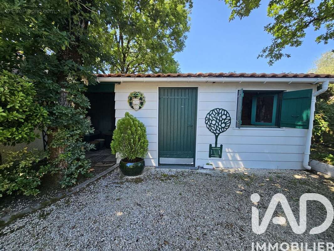 Maison 107 m² à La Teste-De-Buch  - photo 8