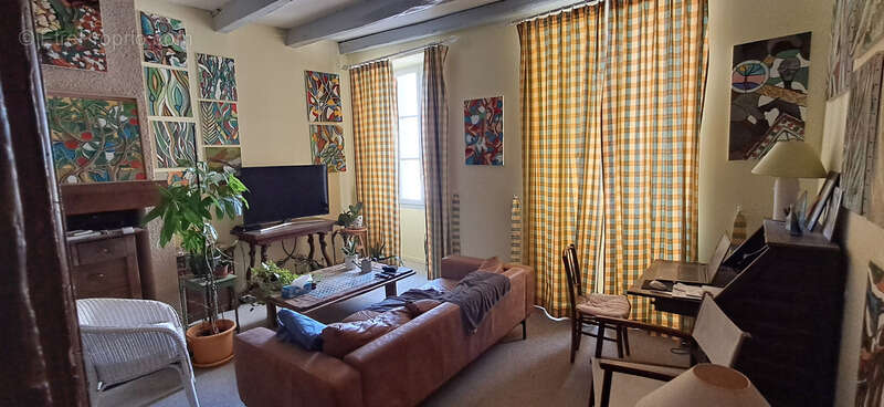 Maison à MONTPEZAT-DE-QUERCY