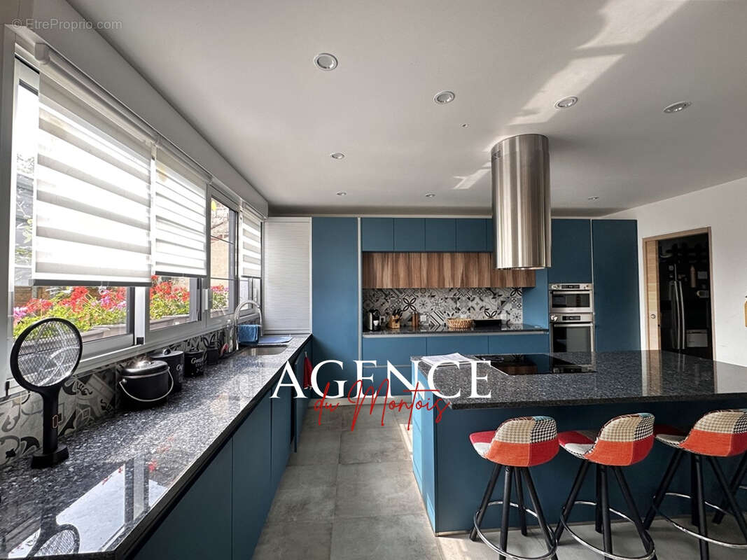 Maison à DONNEMARIE-DONTILLY