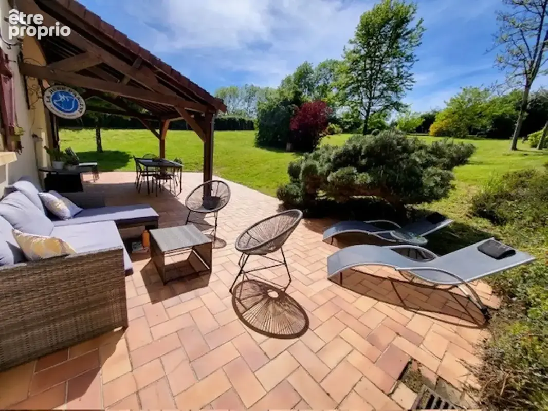 Maison de campagne à vendre dans le Perche avec 5 chambres. - photo 2