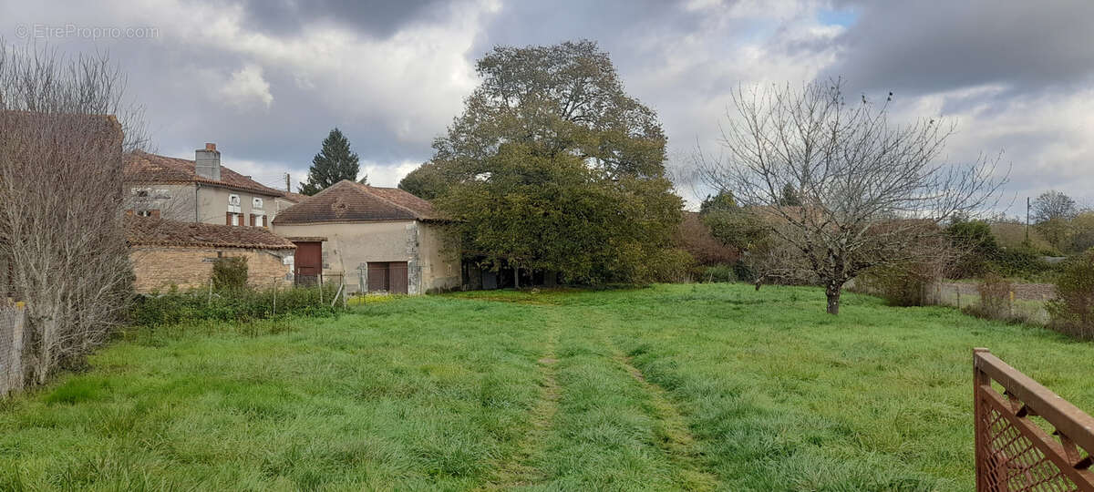 Maison à PILLAC