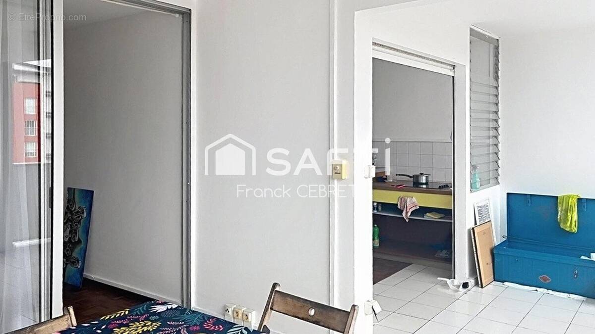 Photo 1 - Appartement à CAYENNE