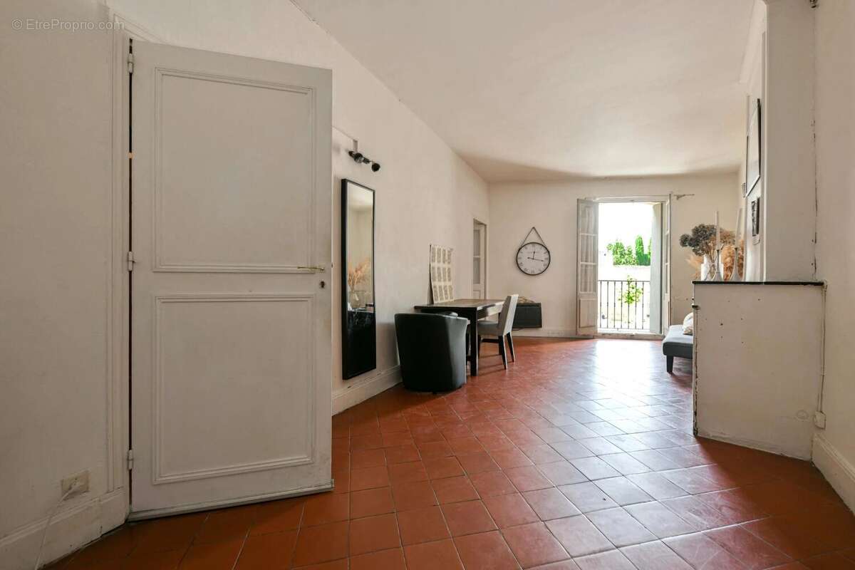 Appartement à UZES