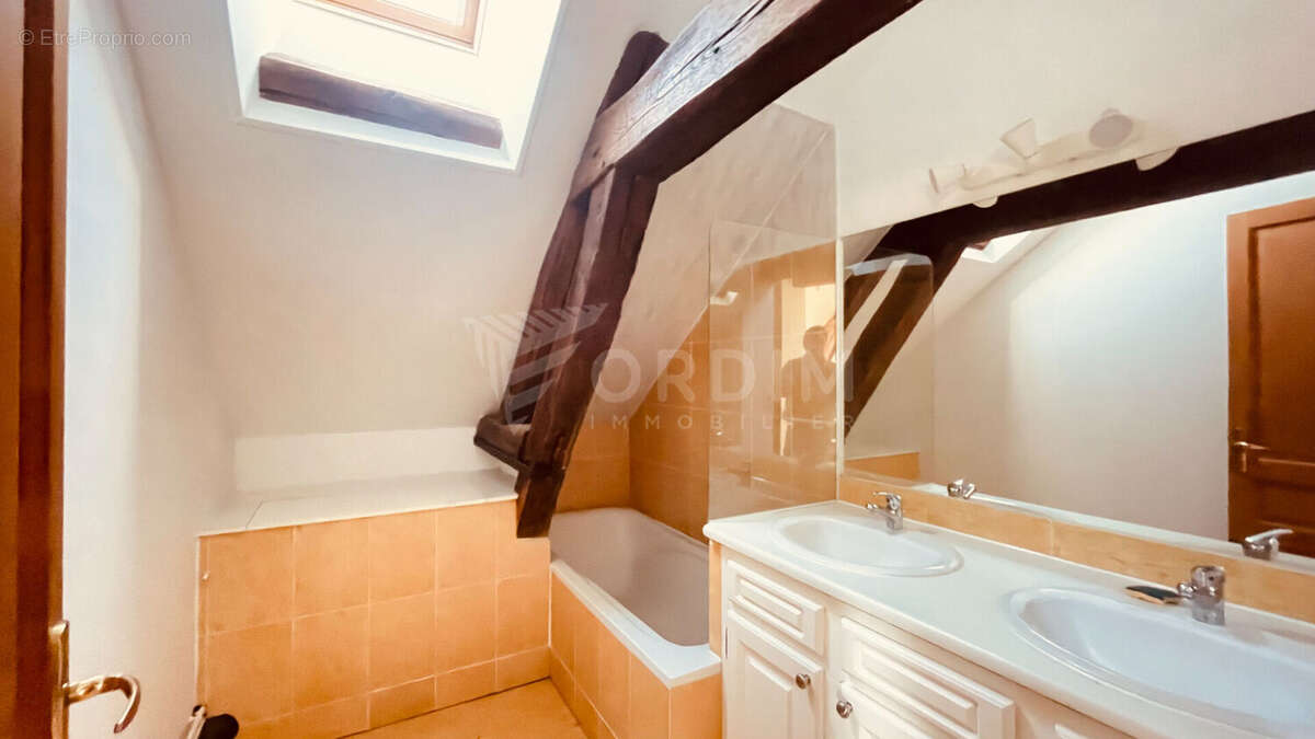 Appartement à AUXERRE